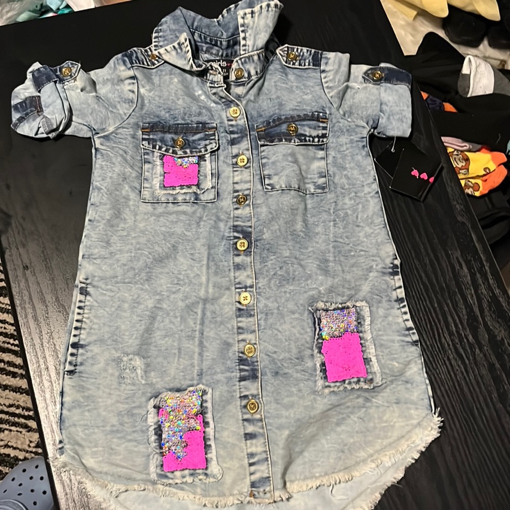 Girls dress